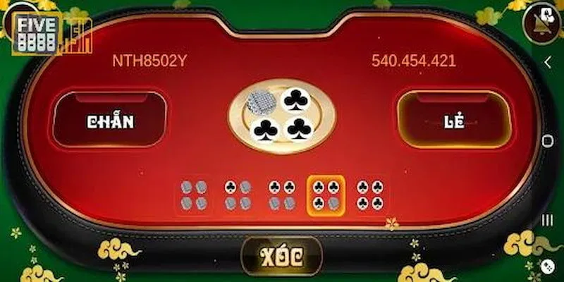 Trò chơi xóc đĩa quen thuộc 